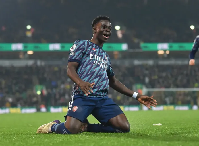 Framed Print : Saka Scores Thriller: Arsenal's Triumphant 3-1 Victory Over Norwich City in the Premier League (2021-22)