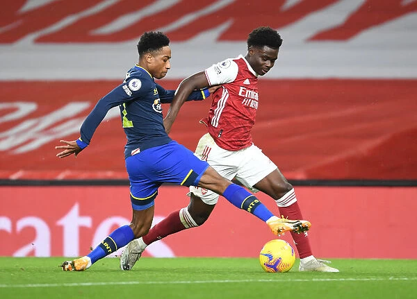 Saka Slices Through Walker-Peters: Thrilling Moment of Skill in Arsenal's Victory Over Southampton (2020-21)