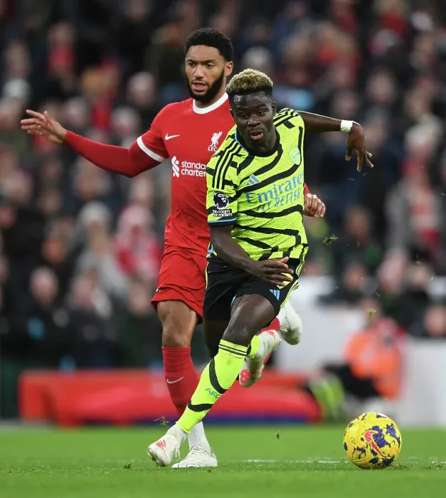 Framed Print : Saka vs. Gomez: Battle at Anfield - Liverpool vs. Arsenal, Premier League 2023-24 Framed Print : Saka vs. Gomez: Battle at Anfield - Liverpool vs. Arsenal, Premier League 2023-24