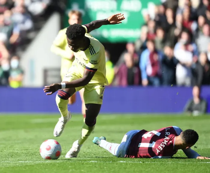 Framed Print : Saka vs. Ramsey: A Premier League Showdown at Villa Park Framed Print : Saka vs. Ramsey: A Premier League Showdown at Villa Park