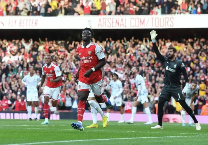 Framed Print : Saka's Stunner: Arsenal's Dramatic Victory over Liverpool in the 2022-23 Premier League Framed Print : Saka's Stunner: Arsenal's Dramatic Victory over Liverpool in the 2022-23 Premier League