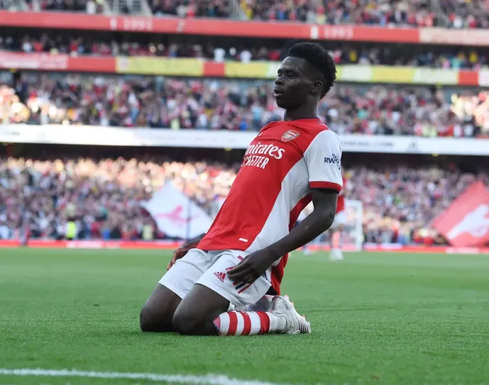 Framed Print : Saka's Thriller: Arsenal's Triumph over Tottenham - Bukayo's Game-winning Goal in the 2021-22 Premier League Framed Print : Saka's Thriller: Arsenal's Triumph over Tottenham - Bukayo's Game-winning Goal in the 2021-22 Premier League