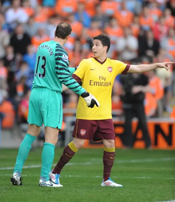 Framed Print : Samir Nasri ans Jens Lehmann (Arsenal). Blackpool 1: 3 Arsenal, Barclays Premier League