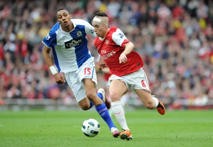 Framed Print : Samir Nasri (Arsenal) Steven N Zonzi (Blackburn). Arsenal 0: 0 Blackburn Rovers