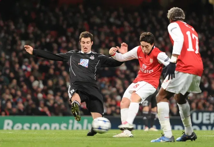 Framed Print : Samir Nasri Scores the Third Goal: Arsenal 3-1 Partizan Belgrade, UEFA Champions League, Emirons Stadium