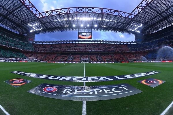 The San Siro Stadium. AC Milan 0: 2 Arsenal. UEFA Europa League. Round of 16, 1st Leg