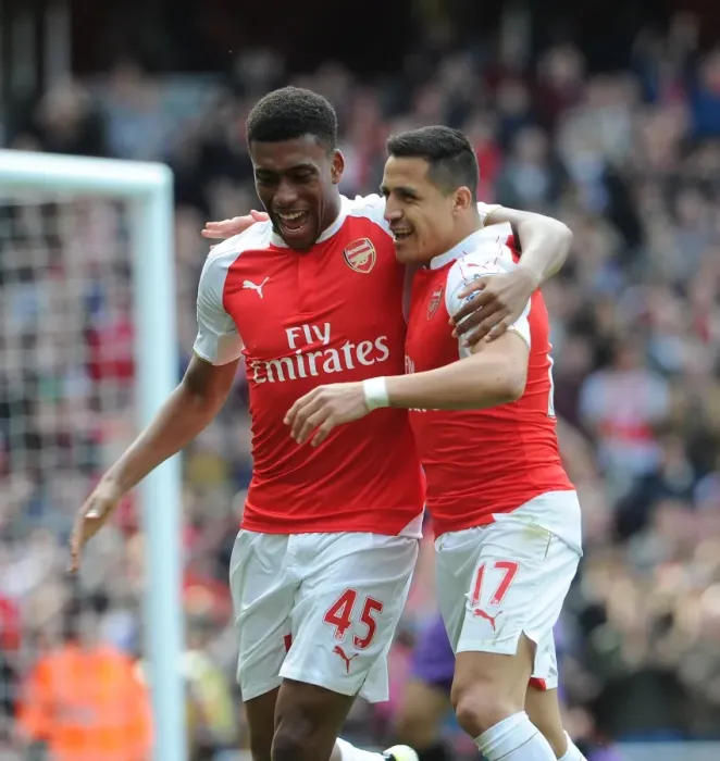 Framed Print : Sanchez and Iwobi's Unforgettable Goal Celebration: Arsenal's Glory Moment vs. Watford (2016)