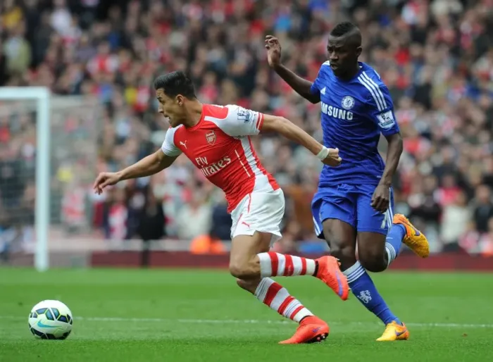 Framed Print : Sanchez vs. Ramires: A Premier League Showdown - Arsenal vs. Chelsea, 2014 / 15 Framed Print : Sanchez vs. Ramires: A Premier League Showdown - Arsenal vs. Chelsea, 2014 / 15
