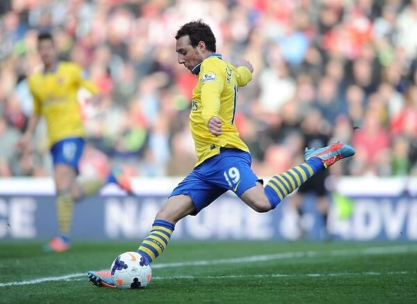 Santi Cazorla in Action: Arsenal vs Stoke City, Premier League 2013-14