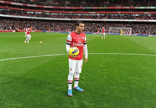 Santi Cazorla: Arsenal's Midfield Mastermind in Action against Fulham (2012-13)