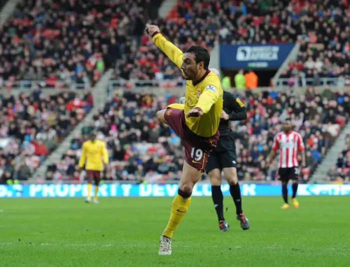 Framed Print : Santi Cazorla Scores: Arsenal's Victory at Sunderland (Premier League 2012-13)