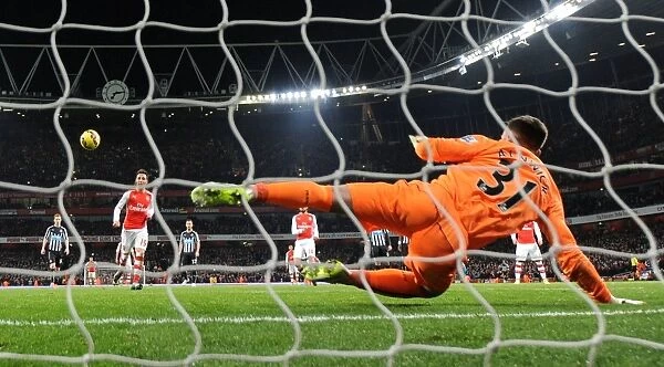 Santi Cazorla Scores His Second Goal: Arsenal's Dominance Over Newcastle United (December 2014)