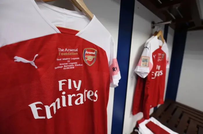 Framed Print : Behind the Scenes: Arsenal Changing Room before the Real Madrid Legends Match (2018) Framed Print : Behind the Scenes: Arsenal Changing Room before the Real Madrid Legends Match (2018)