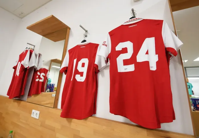 Framed Print : Behind the Scenes: Arsenal FC's Pre-Season Training at 1. FC Nürnberg's Stadium