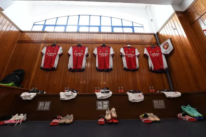 Framed Print : Behind the Scenes: Arsenal's Pre-Season Preparations at Ibrox Framed Print : Behind the Scenes: Arsenal's Pre-Season Preparations at Ibrox