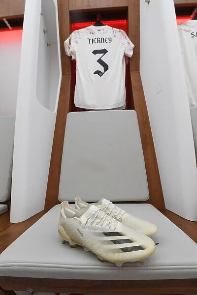 Behind the Scenes: Kieran Tierney's Pre-Match Routine at Arsenal Dressing Room (Arsenal vs Liverpool, FA Community Shield 2020-21)