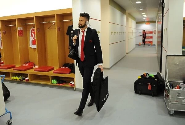 Behind the Scenes: Olivier Giroud's Pre-Match Routine with Arsenal (2015-16) vs Southampton