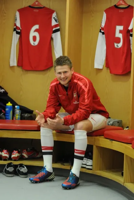 Framed Print : Sead Hajrovic's Goal Secures Arsenal's Victory in NextGen Series Quarterfinals vs CSKA Moscow U19
