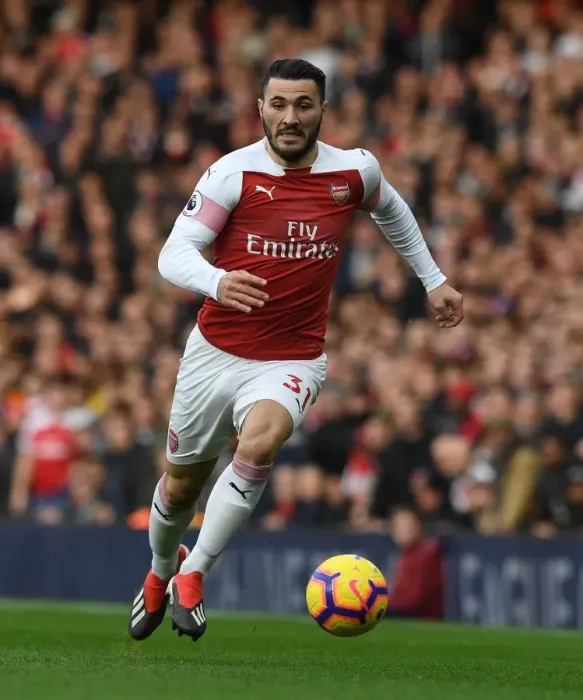 Framed Print : Sead Kolasinac in Action: Arsenal vs. Tottenham, Premier League 2018-19 Framed Print : Sead Kolasinac in Action: Arsenal vs. Tottenham, Premier League 2018-19