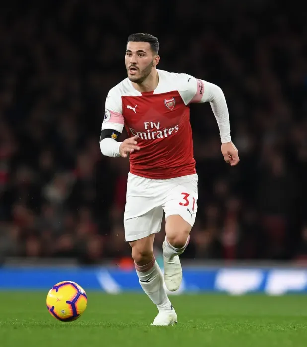 Framed Print : Sead Kolasinac in Action: Arsenal vs Liverpool, Premier League 2018-19