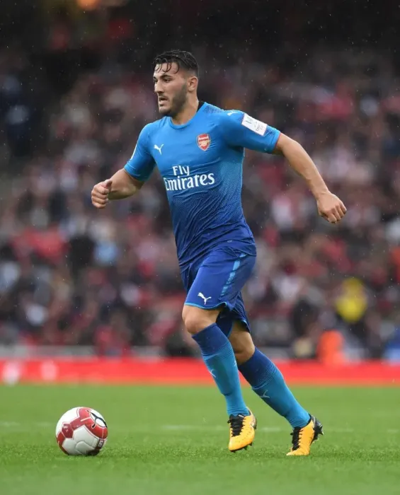 Framed Print : Sead Kolasinac in Action: Arsenal vs SL Benfica, Emirates Cup 2017-18 Framed Print : Sead Kolasinac in Action: Arsenal vs SL Benfica, Emirates Cup 2017-18