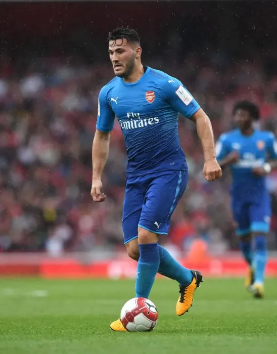 Framed Print : Sead Kolasinac in Action: Arsenal vs SL Benfica - Emirates Cup 2017-18