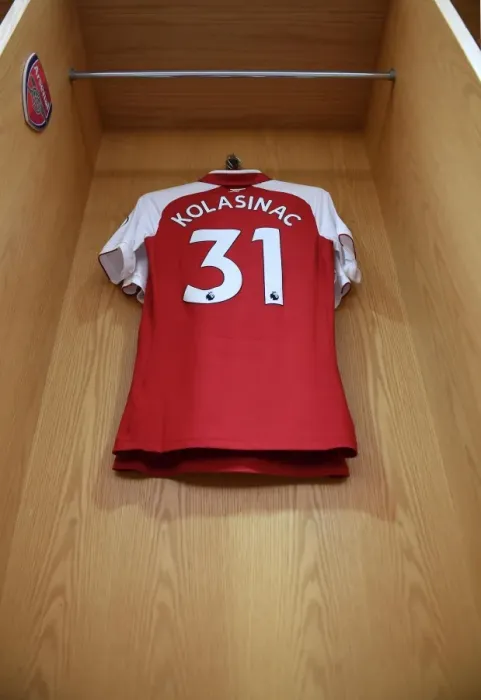Framed Print : Sead Kolasinac (Arsenal). Arsenal 4: 3 Leicester City. Premier League. Emirates Stadium