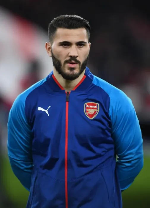 Framed Print : Sead Kolasinac: Arsenal's Ready-to-Go Warrior Against Östersunds FK