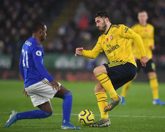 Framed Print : Sead Kolasinac vs Ricardo Pereira: Battle at The King Power Stadium - Leicester City vs Arsenal FC, Premier League 2019-20 Framed Print : Sead Kolasinac vs Ricardo Pereira: Battle at The King Power Stadium - Leicester City vs Arsenal FC, Premier League 2019-20