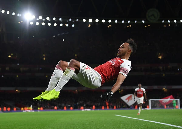 Four Sensational Aubameyang Goals: Arsenal's Unstoppable Performance Against Fulham (2018-19)