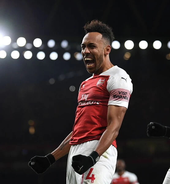 Four Sensational Goals by Aubameyang: Arsenal's Dominance over Fulham (2018-19)