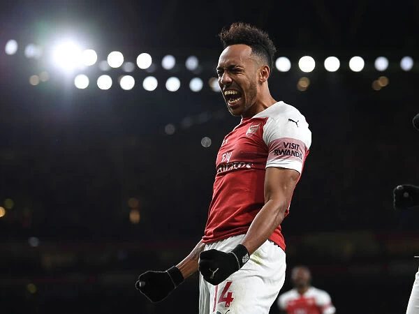 Four Sensational Goals: Aubameyang's Domination against Fulham, Arsenal's Premier League Victory (2018-19)