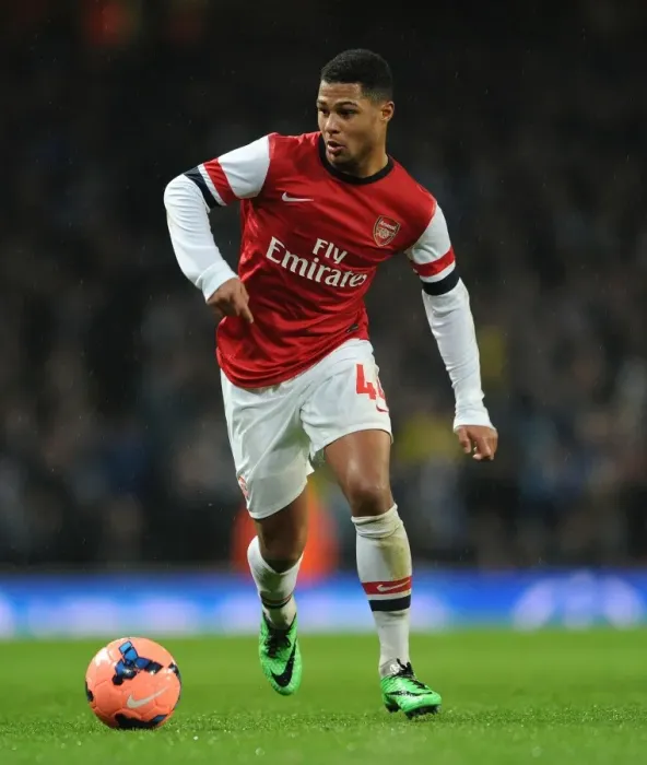 Framed Print : Serge Gnabry in Action: Arsenal vs Coventry City - FA Cup Fourth Round