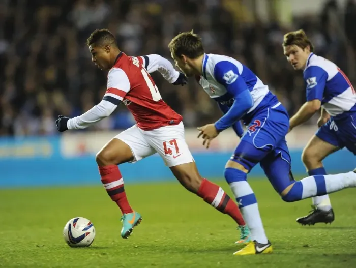 Framed Print : Serge Gnabry vs. Chris Gunter: Arsenal's Capital One Cup Battle at Reading Framed Print : Serge Gnabry vs. Chris Gunter: Arsenal's Capital One Cup Battle at Reading