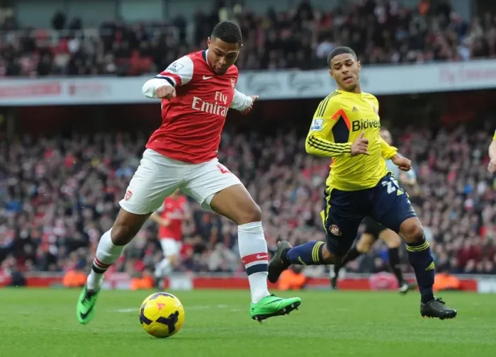 Framed Print : Serge Gnabry vs. Liam Bridcutt: Arsenal vs. Sunderland, Premier League Showdown