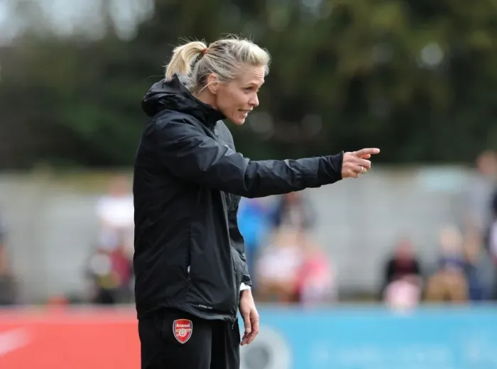 Framed Print : Shelley Kerr Leads Arsenal Ladies in UEFA Women's Champions League Semi-Final Showdown against VfL Wolfsburg
