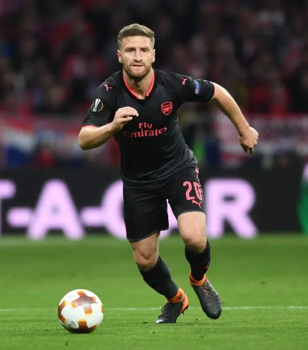 Framed Print : Shkodran Mustafi in Action: Arsenal vs Atletico Madrid, UEFA Europa League Semi-Final