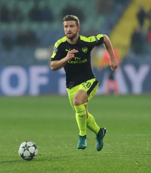 Framed Print : Shkodran Mustafi in Action: Arsenal vs Ludogorets, UEFA Champions League 2016