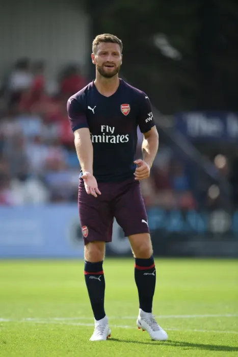 Framed Print : Shkodran Mustafi: Arsenal Training at Borehamwood (2018-19)