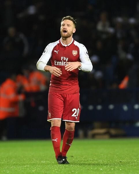 Shkodran Mustafi Focuses in Arsenal's Clash Against West Bromwich Albion (2017-18)