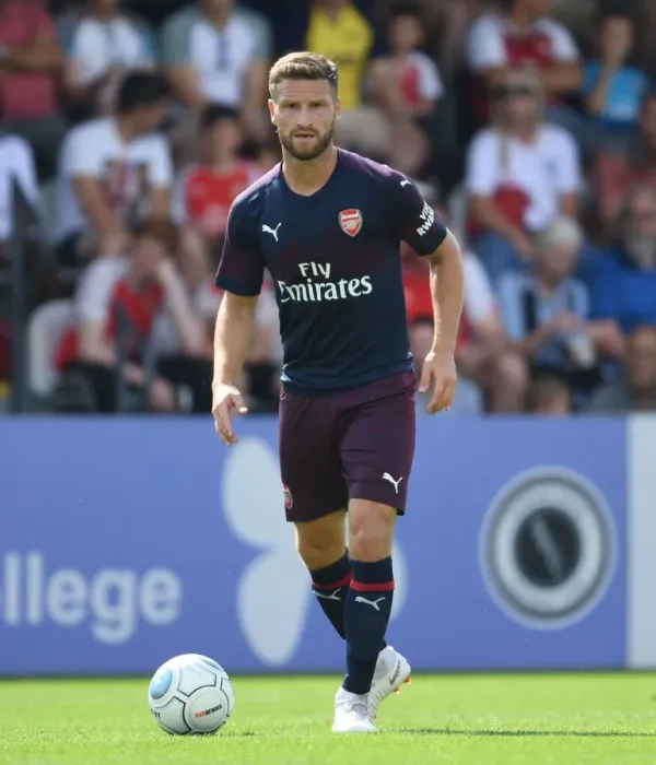 Framed Print : Shkodran Mustafi Training with Arsenal at Borehamwood Pre-Season Friendly (2018-19) Framed Print : Shkodran Mustafi Training with Arsenal at Borehamwood Pre-Season Friendly (2018-19)