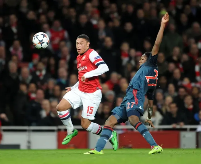 Framed Print : Showdown in London: Oxlade-Chamberlain vs. Alaba - Arsenal's Champions League Battle