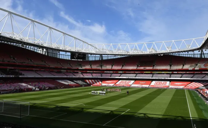 Framed Print : Silent Tribute: Arsenal and Fulham Honor Prince Philip at Empty Emirates Stadium, Premier League 2021
