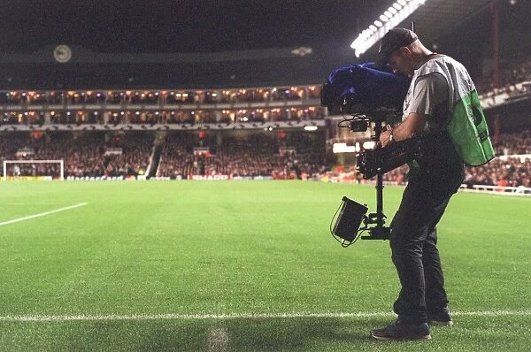 Sky Cameraman by the pitch. Arsenal 3:0 Sparta Prague