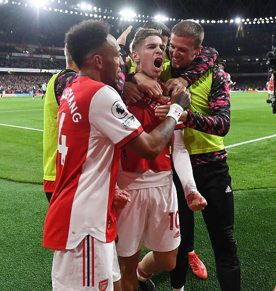 Smith Rowe Hat-Trick: Arsenal's Thrilling 3-2 Victory over Aston Villa