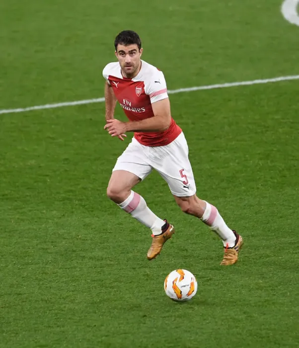 Framed Print : Sokratis in Action: Arsenal vs. Sporting CP, UEFA Europa League 2018-19