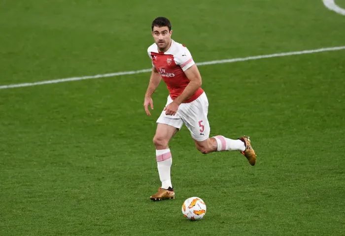 Framed Print : Sokratis in Action: Arsenal vs Sporting CP, UEFA Europa League 2018-19