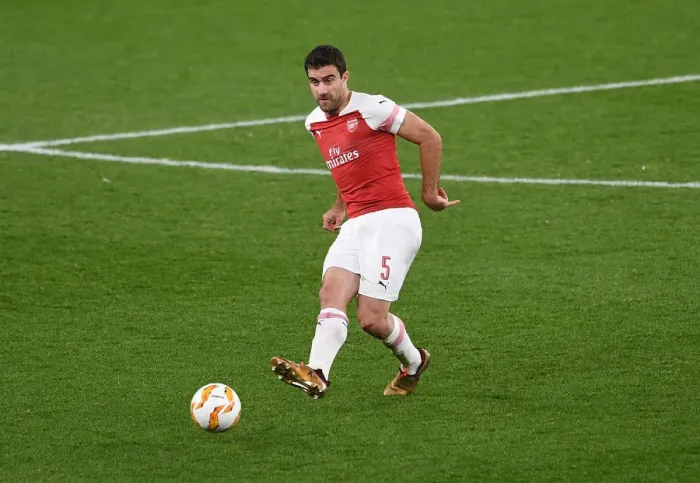 Framed Print : Sokratis in Action: Arsenal vs. Sporting CP, UEFA Europa League 2018-19