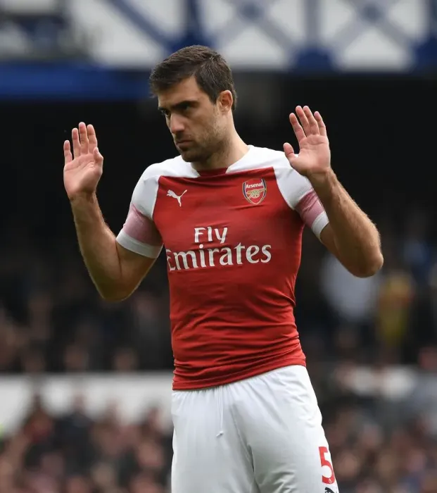 Framed Print : Sokratis in Action: Everton vs Arsenal, Premier League 2018-19 Framed Print : Sokratis in Action: Everton vs Arsenal, Premier League 2018-19