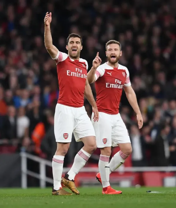 Framed Print : Sokratis in Europa League Semi-Final: Arsenal vs Valencia (2018-19) Framed Print : Sokratis in Europa League Semi-Final: Arsenal vs Valencia (2018-19)